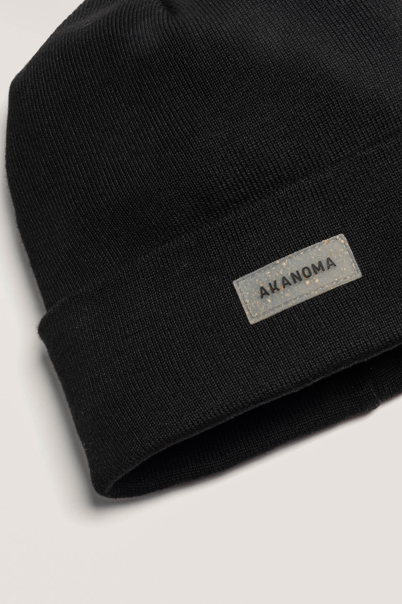 BEANIE - BLACK