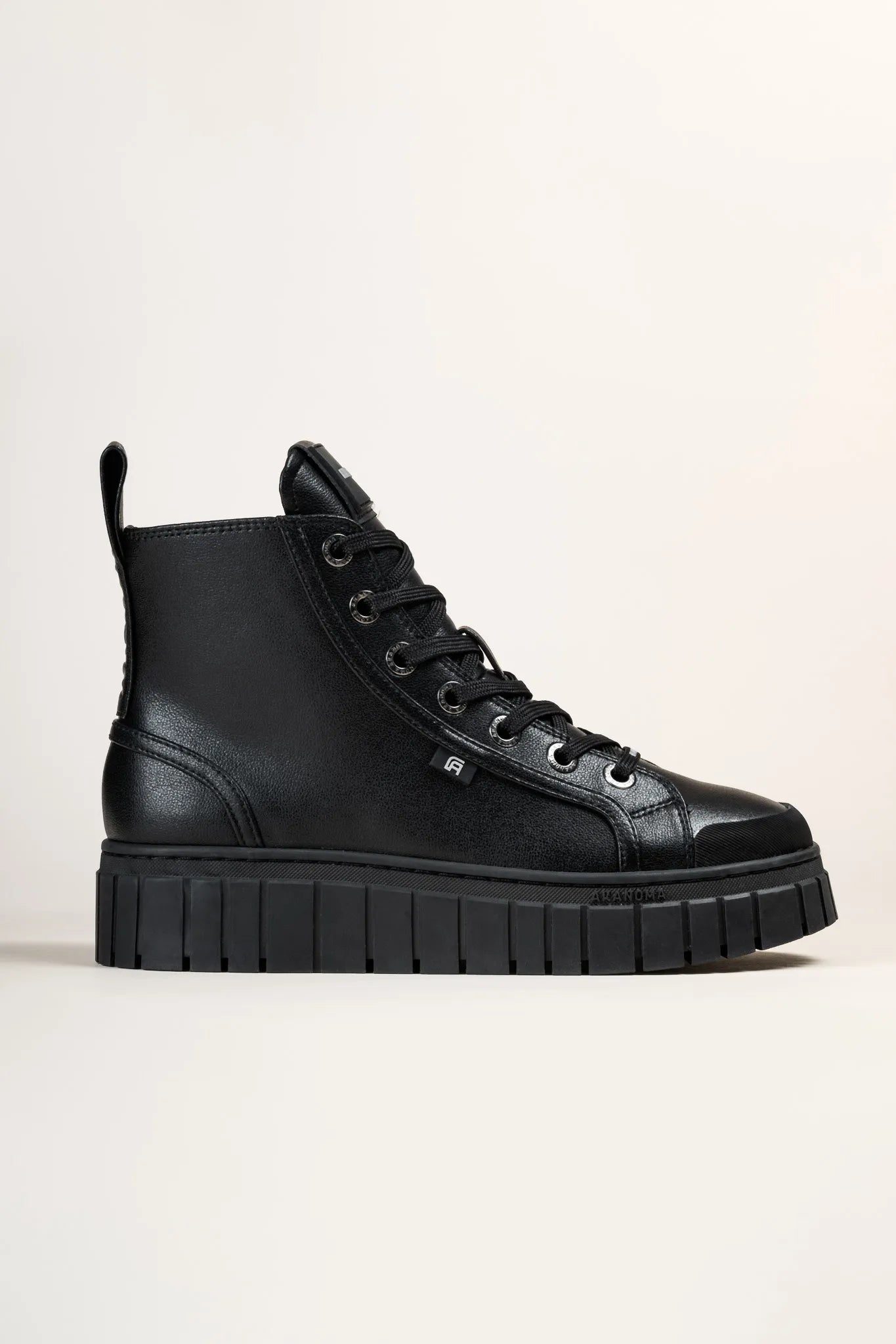 OXFORD LACE-UP BOOT - BLACK